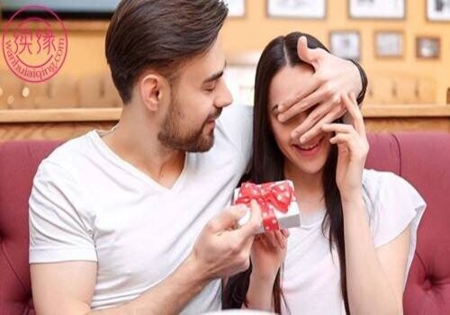 昆明婚外情调查取证：结婚年离婚该怎样分财产